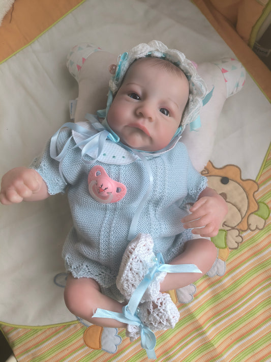 Sara - 40CM